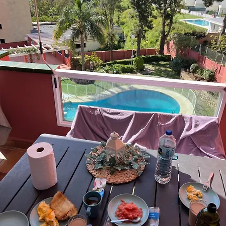 Bueno, Bonito Y Barato Costa Apartment *
